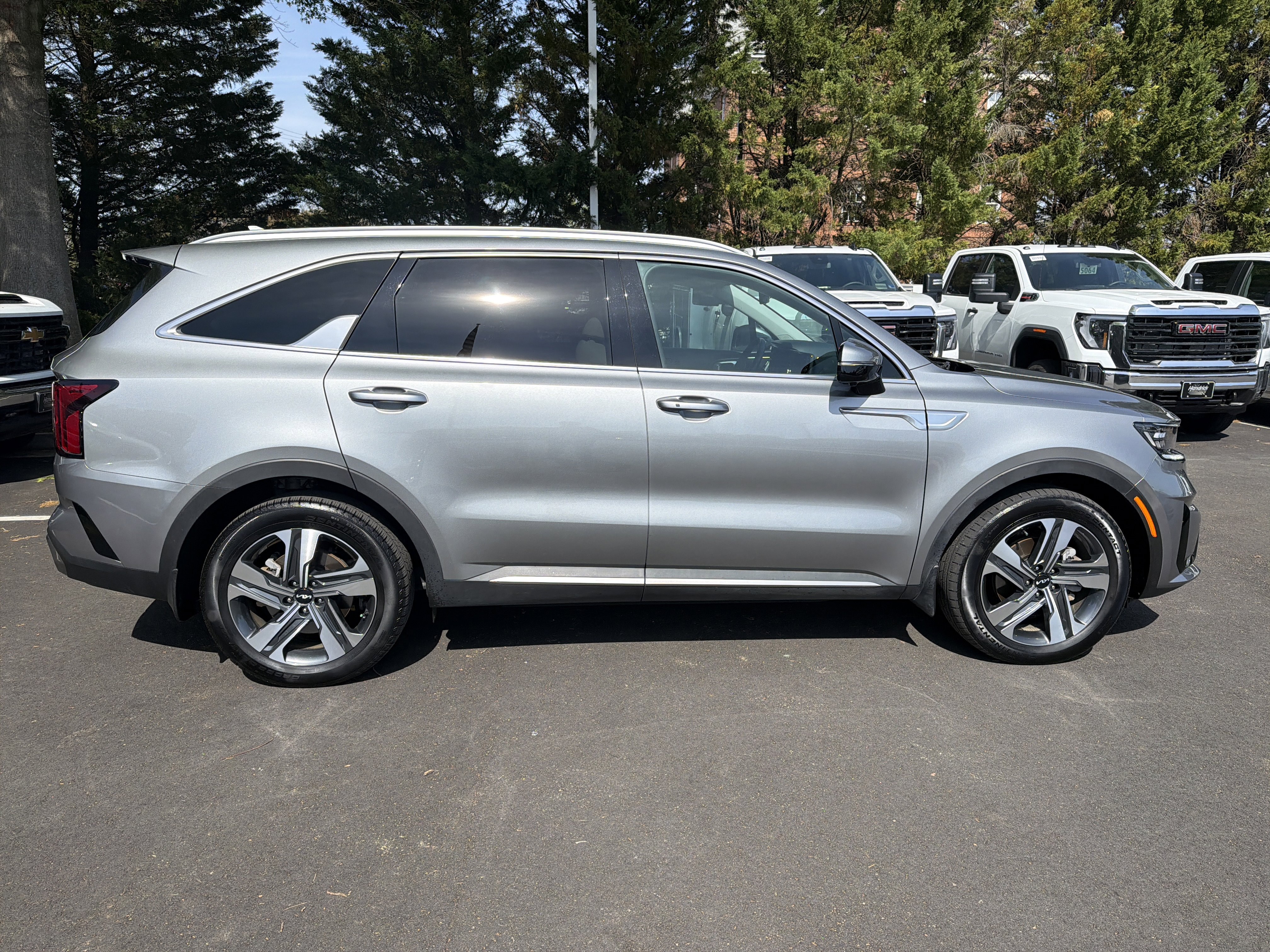 Used 2023 Kia Sorento SX Prestige image 11