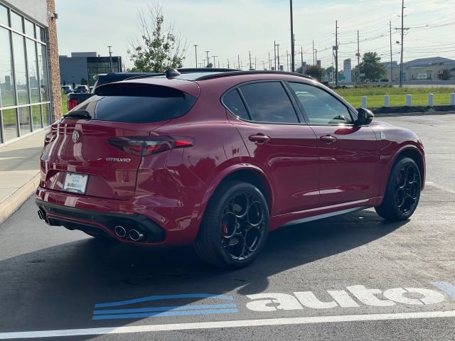 Used 2022 Alfa Romeo Stelvio Quadrifoglio w/ Active Assist Plus Package AWD/4WD image 11