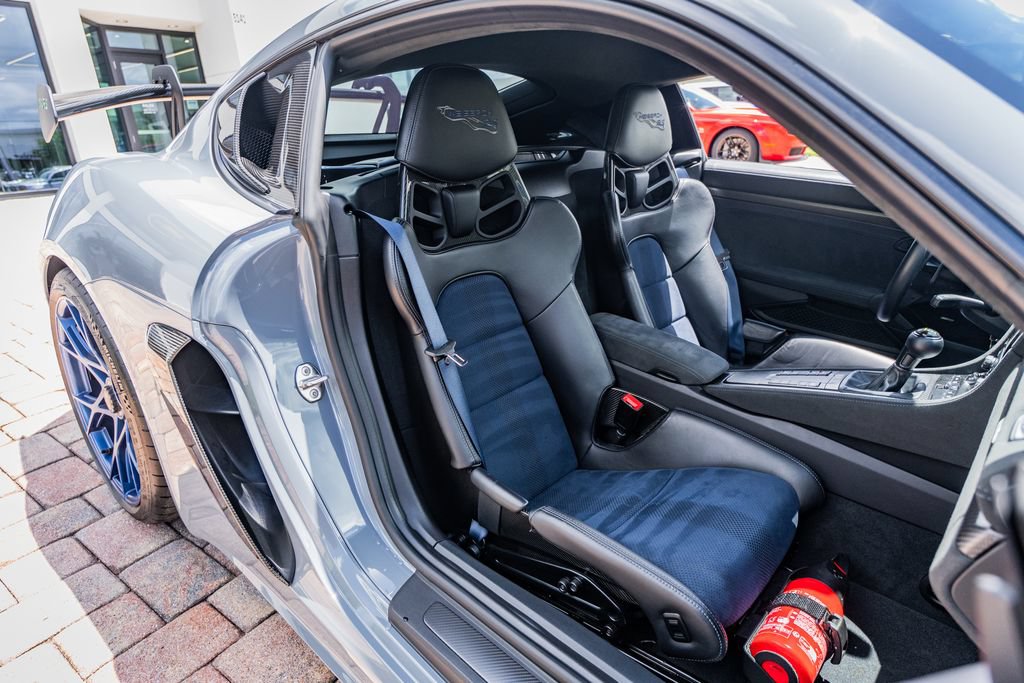 Used 2023 Porsche 718 Cayman GT4 RS RWD image 34