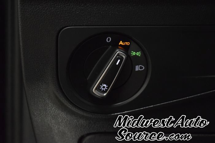 Used 2023 Volkswagen Tiguan SE R-Line AWD/4WD image 15
