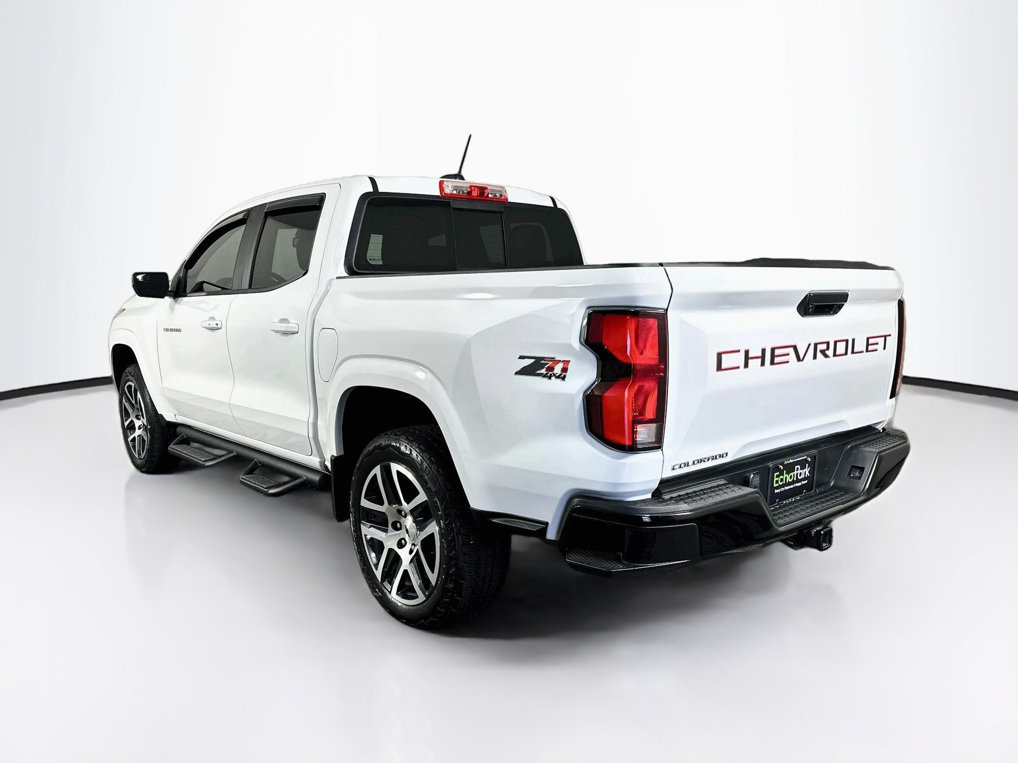 Used 2024 Chevrolet Colorado Z71 w/ Z71 Convenience Package 2 AWD/4WD image 5