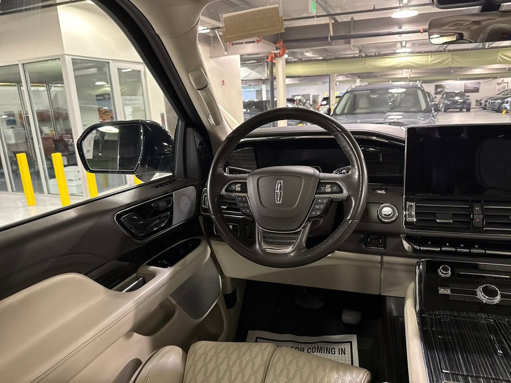 Used 2024 Lincoln Navigator L Black Label AWD/4WD image 24