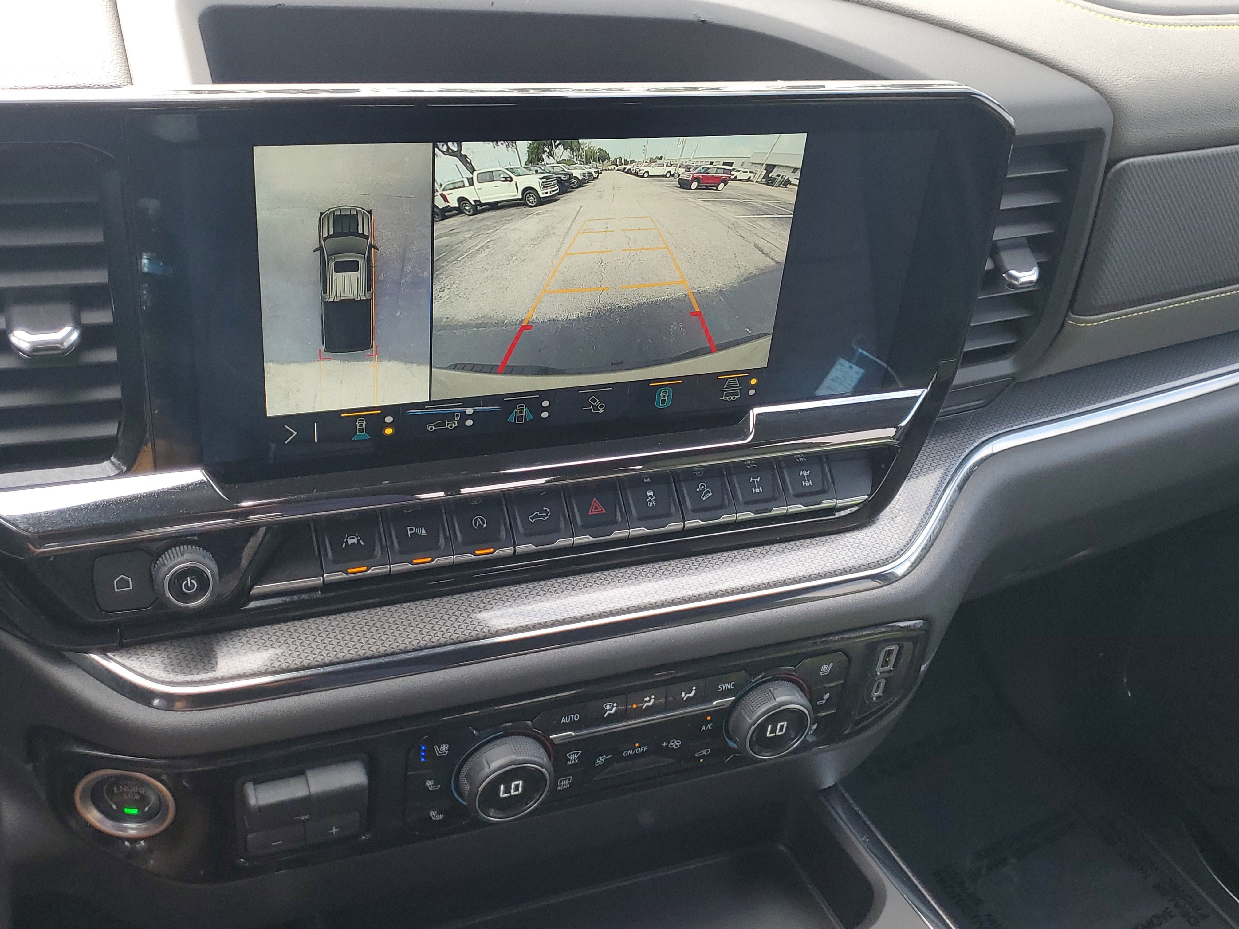 Used 2023 Chevrolet Silverado 1500 ZR2 w/ Technology Package image 27