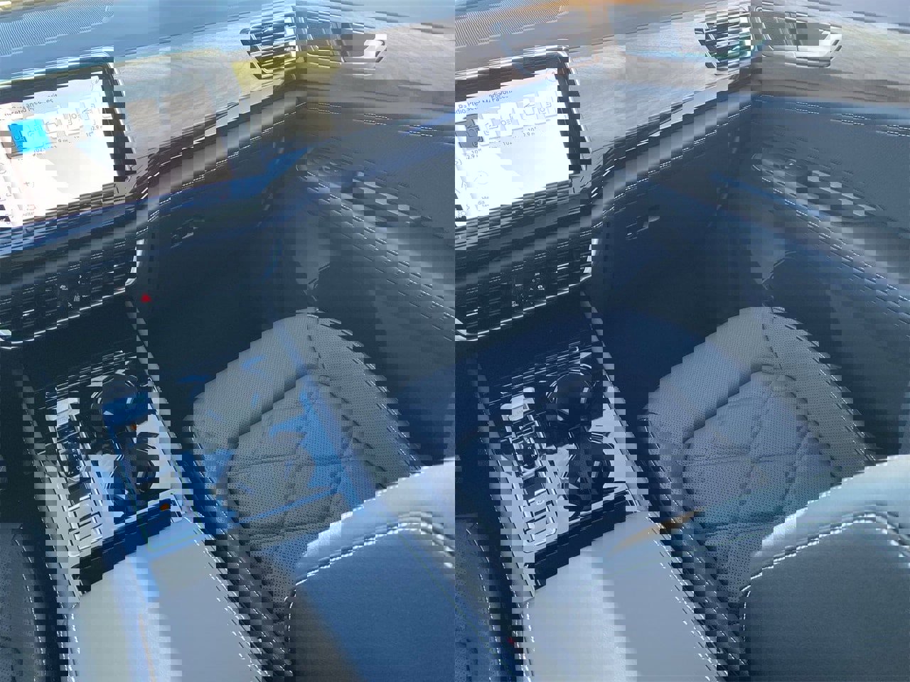 New 2026 Volkswagen Atlas SE image 12