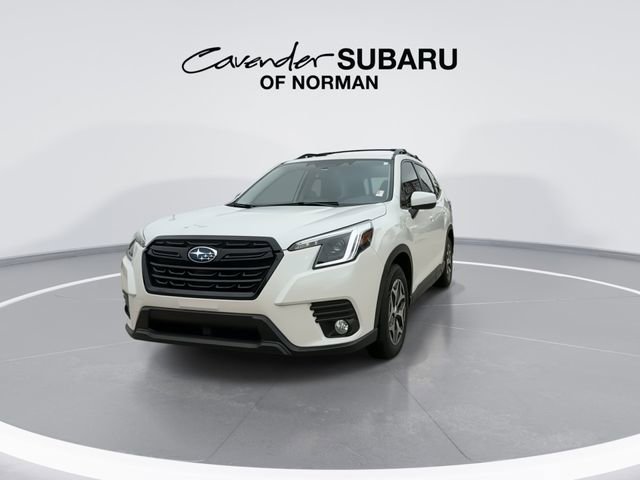 Used 2023 Subaru Forester Premium image 4