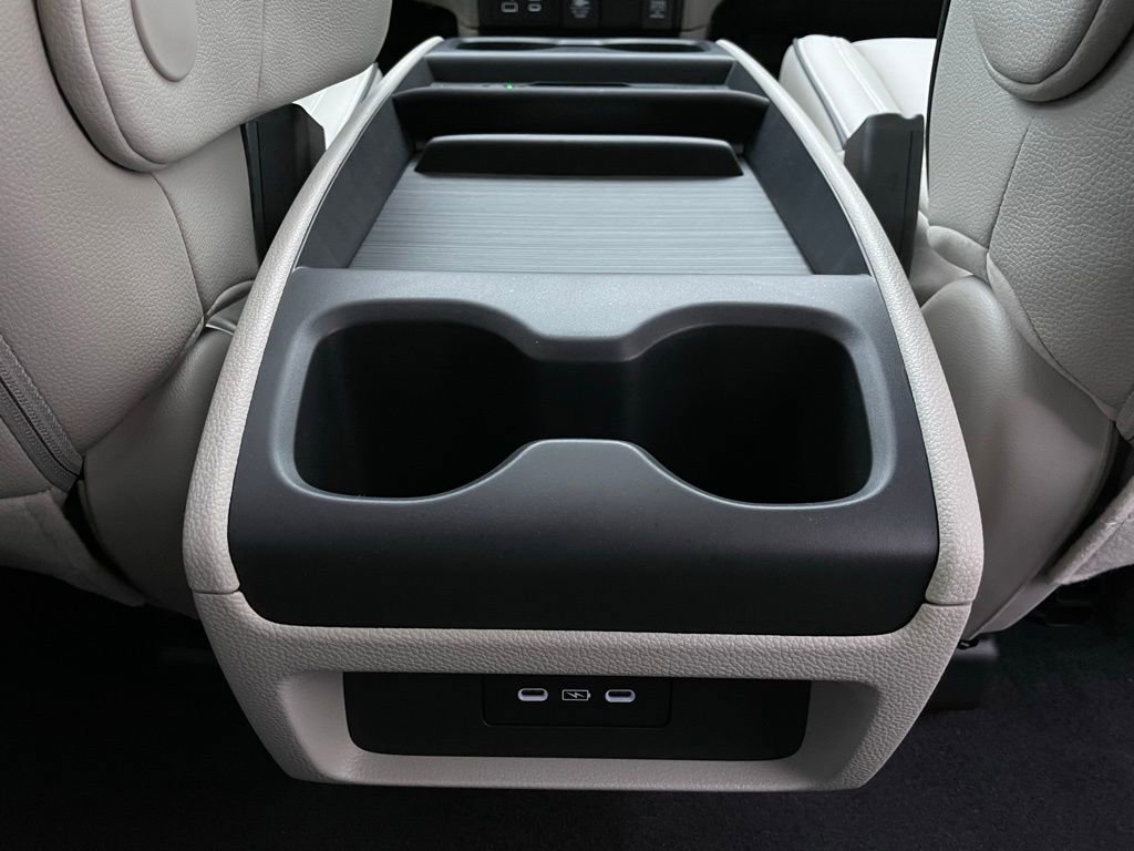 New 2026 Honda Odyssey Touring image 37