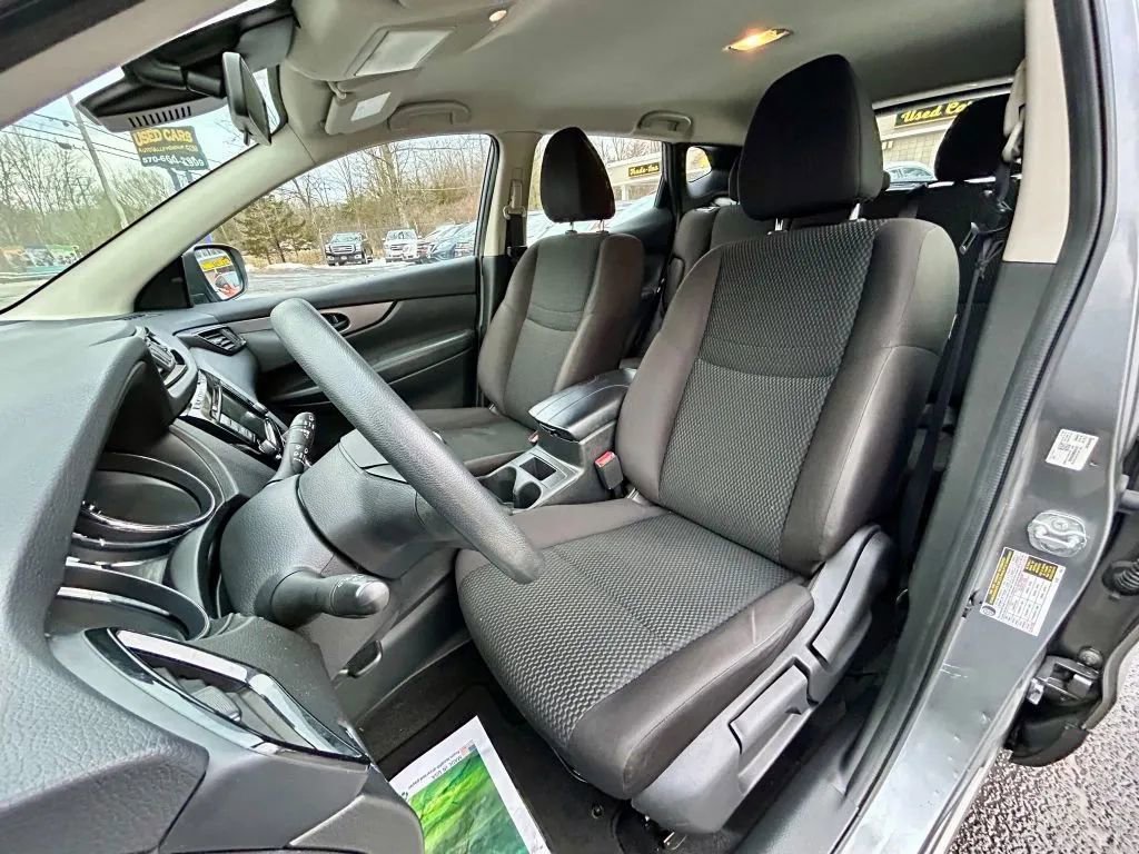 Used 2020 Nissan Rogue Sport S w/ Appearance Package image 11