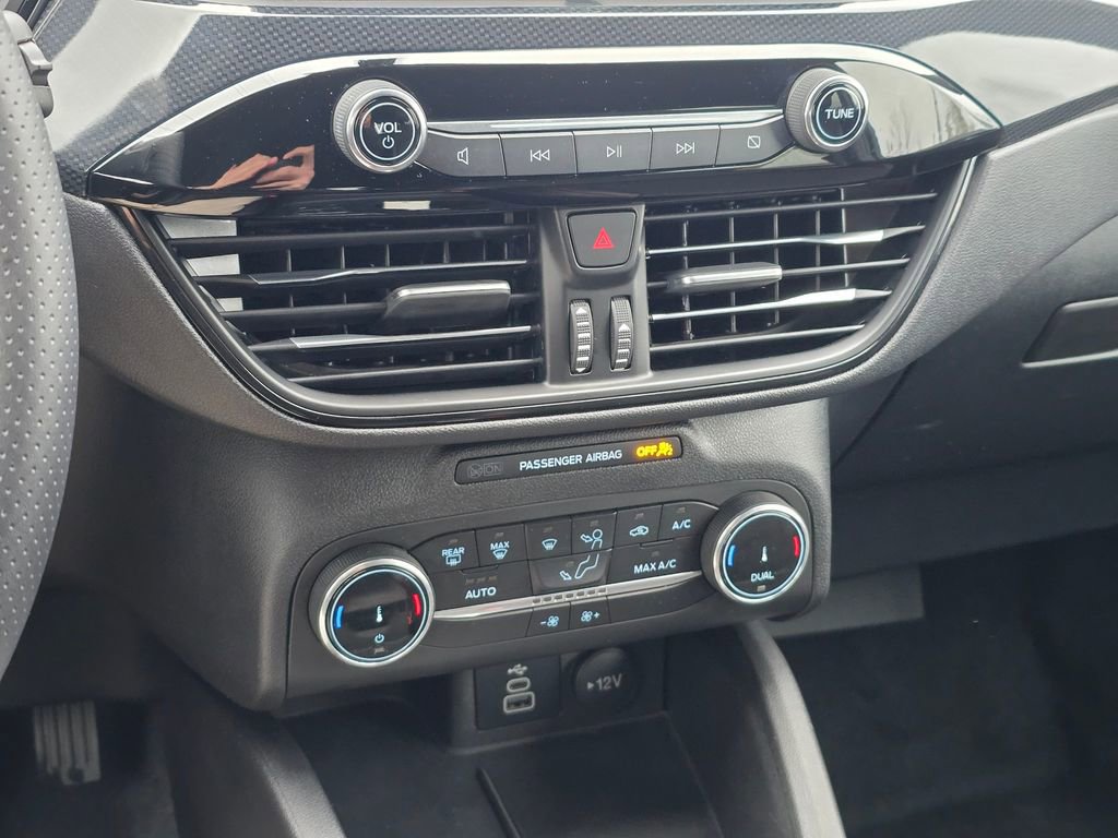 Used 2025 Ford Escape ST-Line image 23
