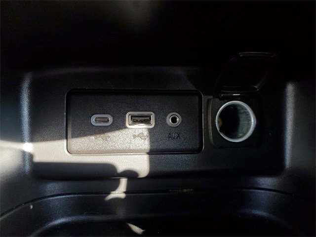 Used 2023 Chevrolet Equinox LT image 21