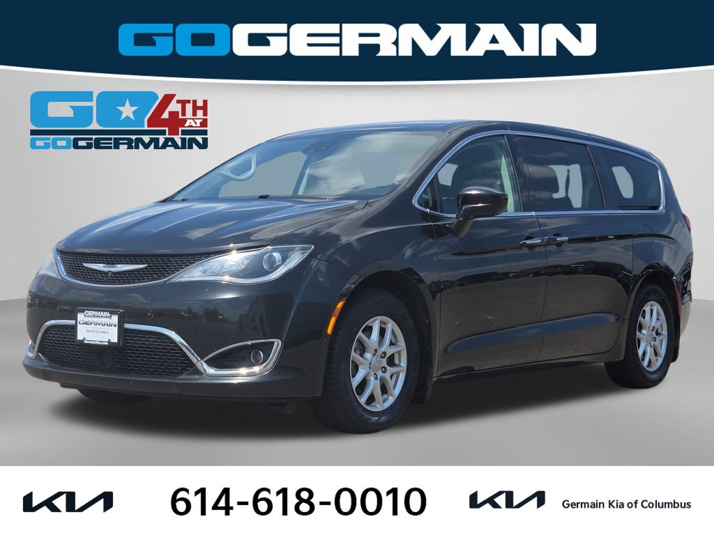 Used 2020 Chrysler Pacifica Touring w/ Advanced Safetytec Group