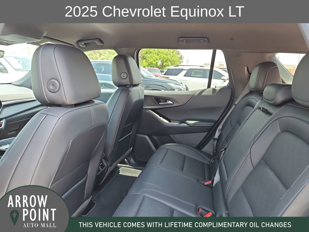 Used 2025 Chevrolet Equinox LT w/ Convenience Package II FWD image 18