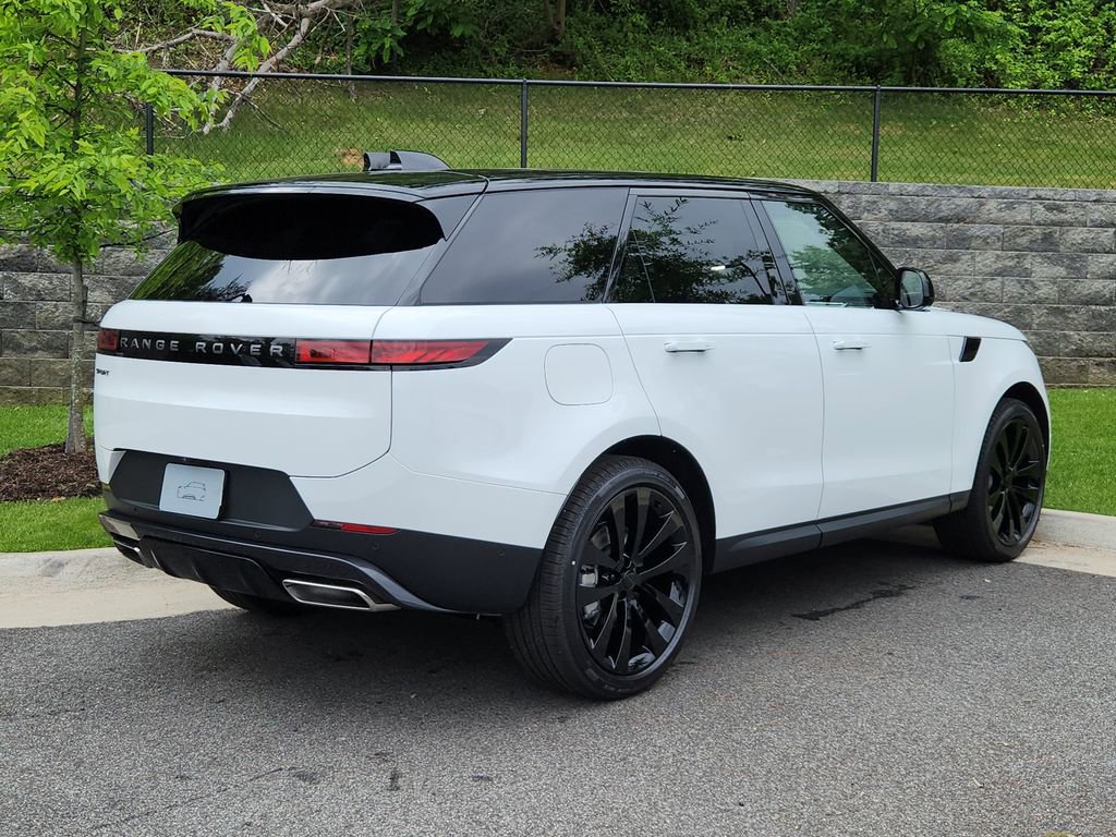 New 2026 Land Rover Range Rover Sport SE AWD/4WD image 2