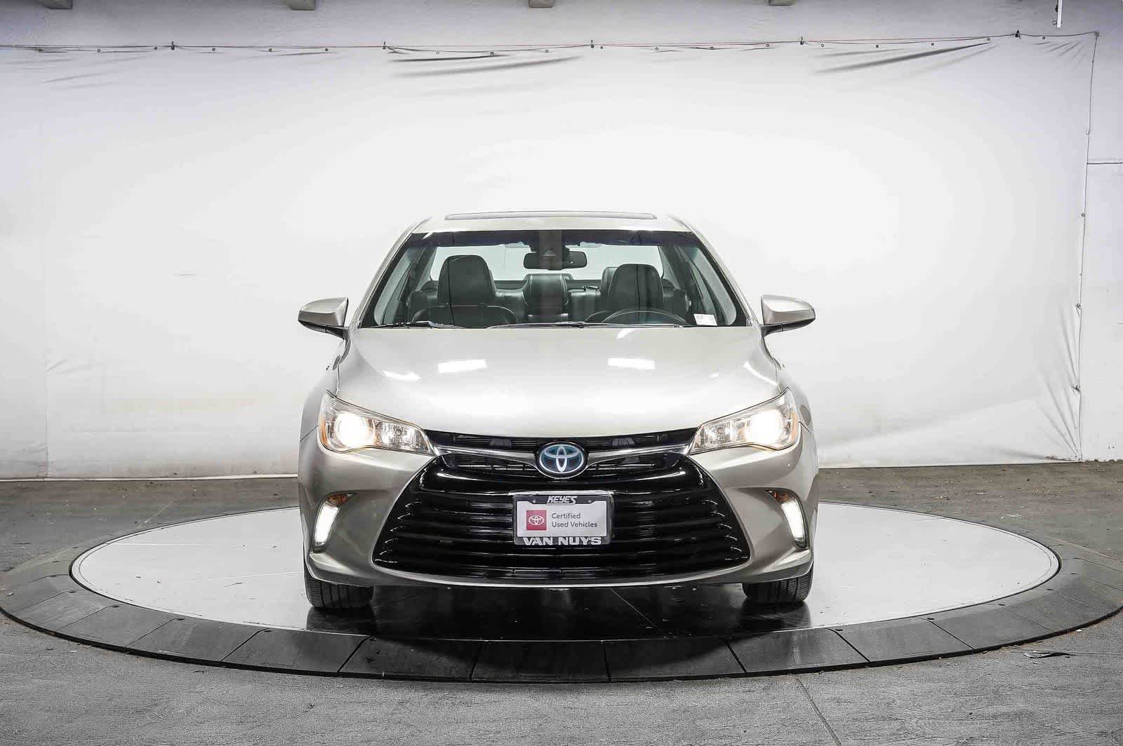 Certified 2016 Toyota Camry XLE w/ Moonroof Package FWD image 7
