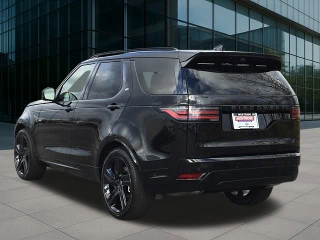 New 2024 Land Rover Discovery Dynamic SE image 3