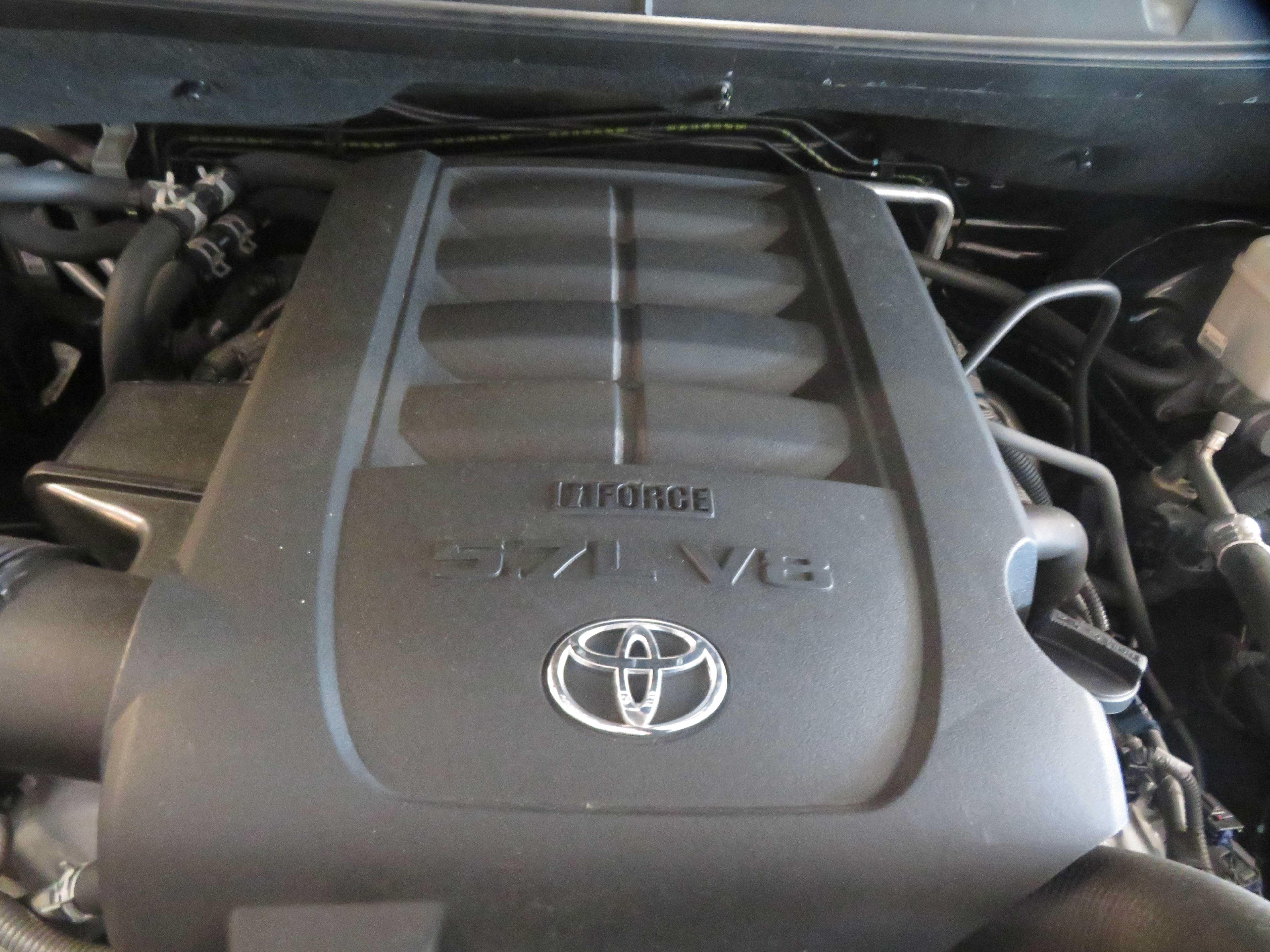 Used 2018 Toyota Sequoia Limited w/ Safety & Convenience Package AWD/4WD image 68