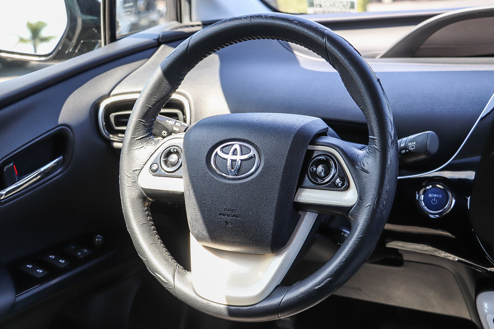 Used 2016 Toyota Prius Three FWD image 16