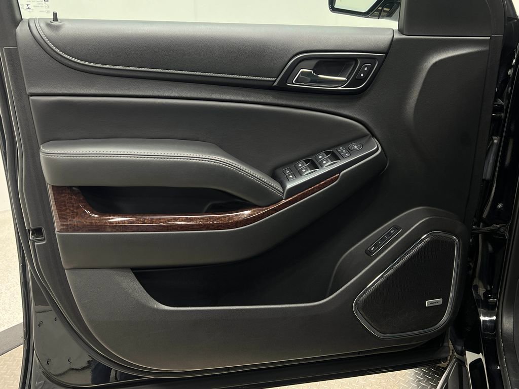 Used 2018 GMC Yukon SLT w/ Premium Edition image 17