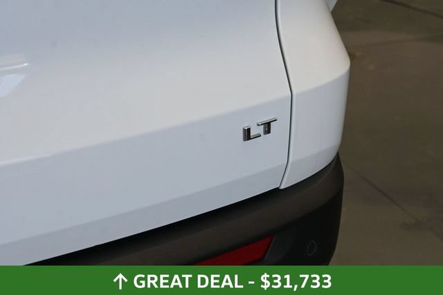 Used 2024 Chevrolet Traverse LT FWD image 12