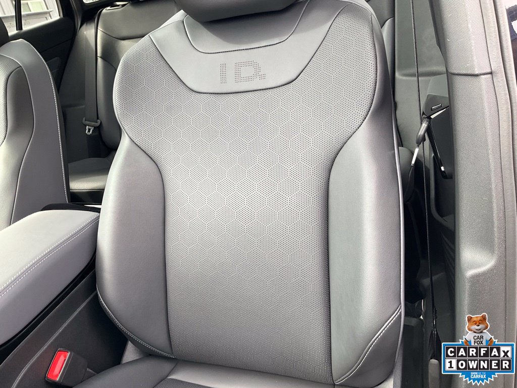 Used 2023 Volkswagen ID.4 Pro S AWD/4WD image 17