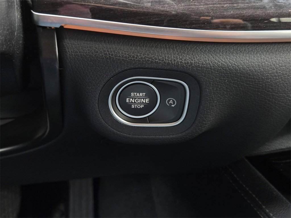 Used 2023 Mercedes-Benz GLS 450 4MATIC image 24