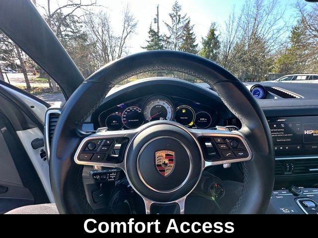 Used 2023 Porsche Cayenne GTS image 19