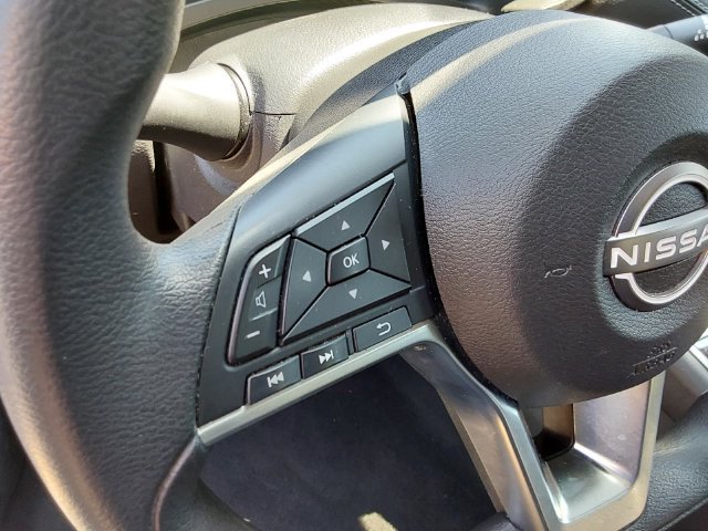 Used 2024 Nissan Sentra SV FWD image 23