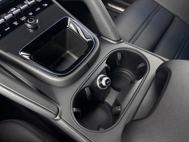 New 2026 Porsche Cayenne Coupe AWD/4WD image 24