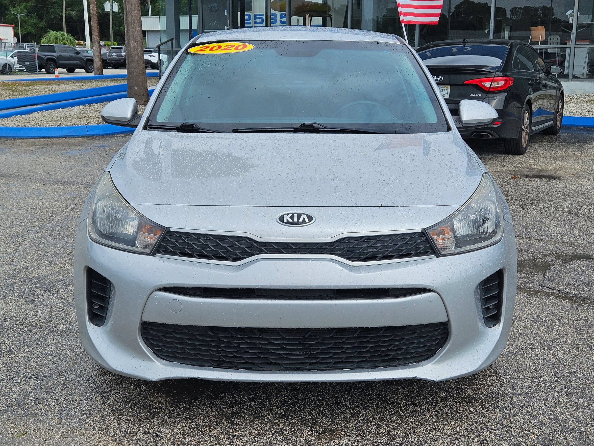 Used 2020 Kia Rio S FWD image 2