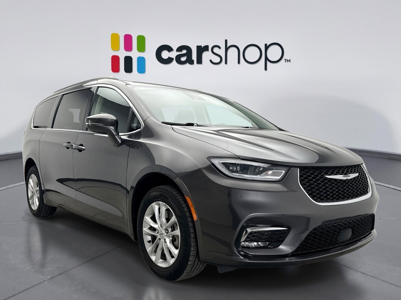 Used 2021 Chrysler Pacifica Touring w/ Cold Weather Group image 7