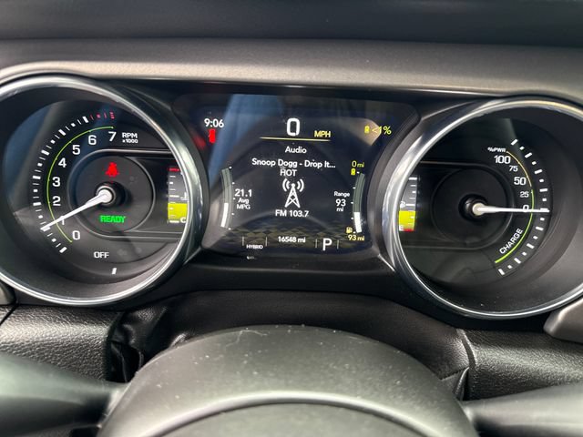 Used 2023 Jeep Wrangler Unlimited AWD/4WD image 19
