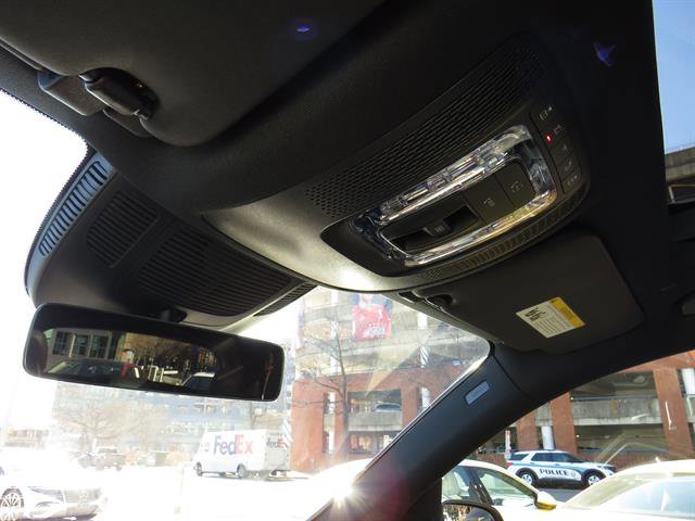 Used 2023 Mercedes-Benz GLS 450 4MATIC image 16