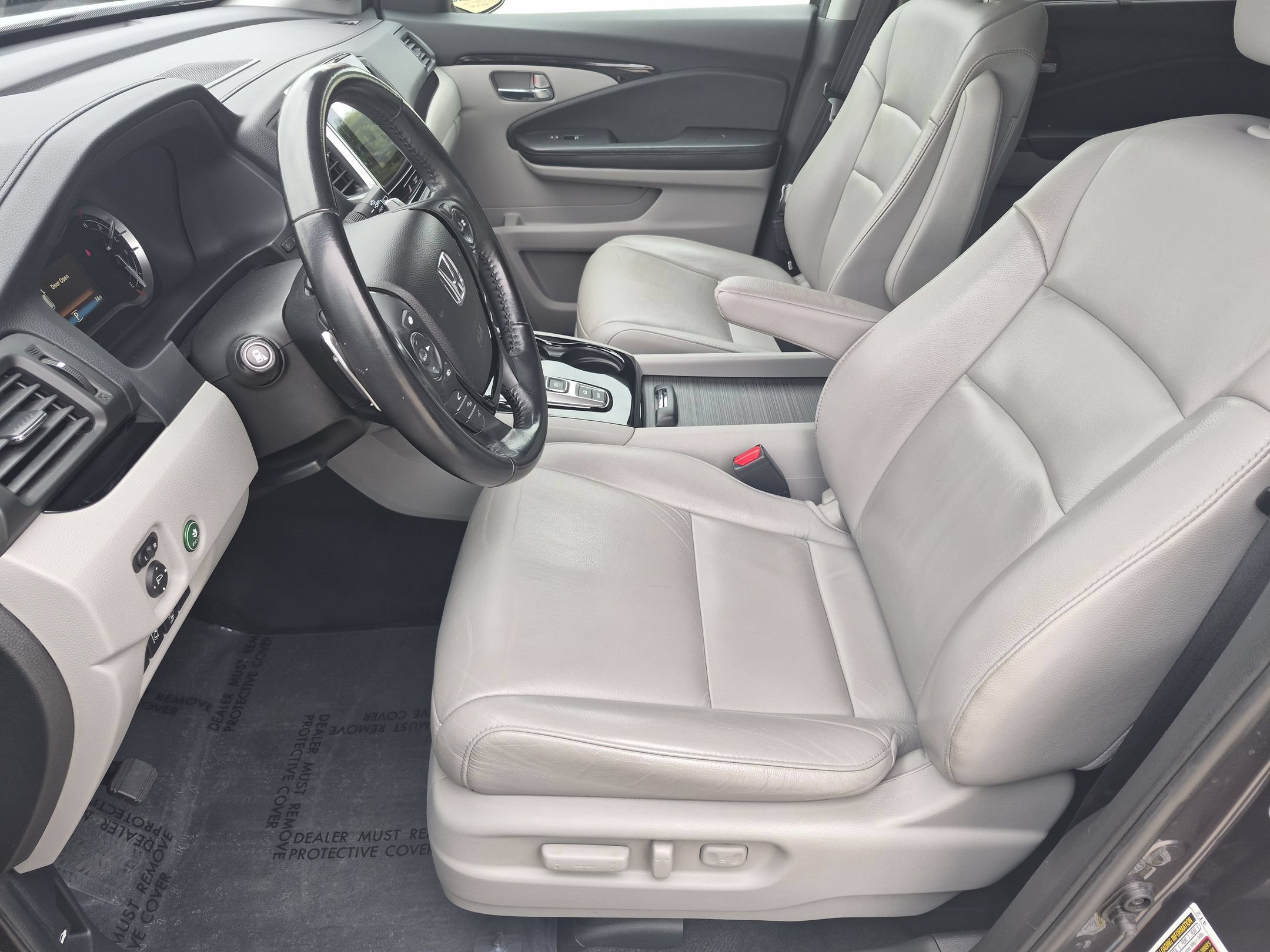 Used 2016 Honda Pilot Touring image 12
