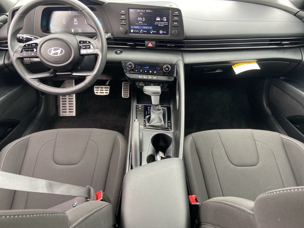Used 2026 Hyundai Elantra Sport FWD image 15