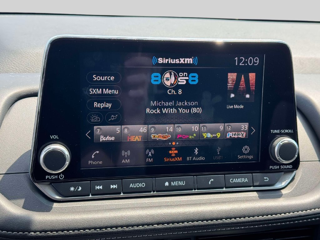 Certified 2026 Nissan Rogue SV AWD/4WD image 26