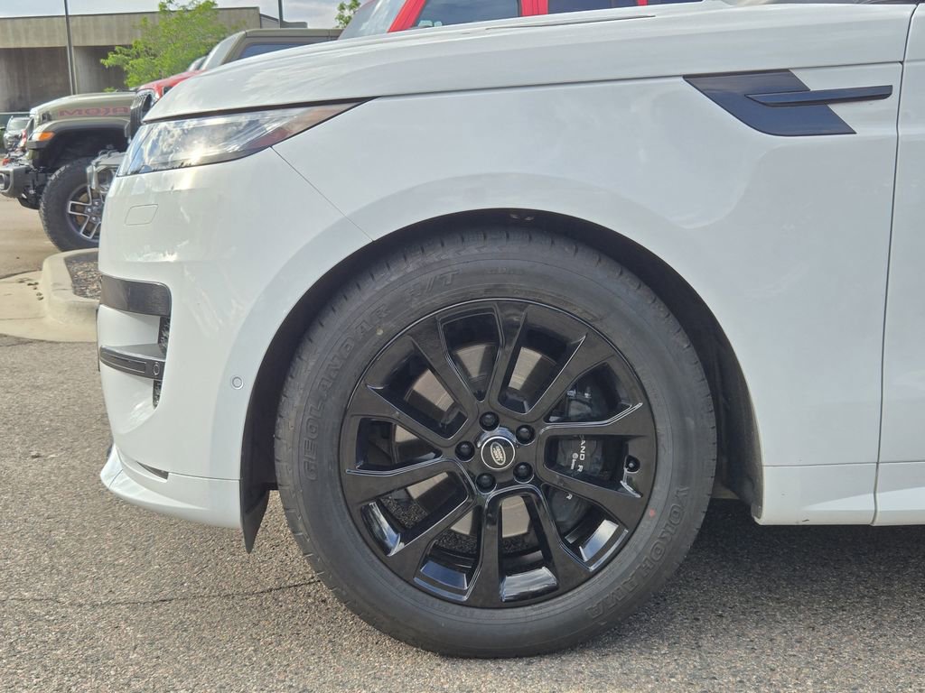 Used 2024 Land Rover Range Rover Sport Dynamic SE AWD/4WD image 7