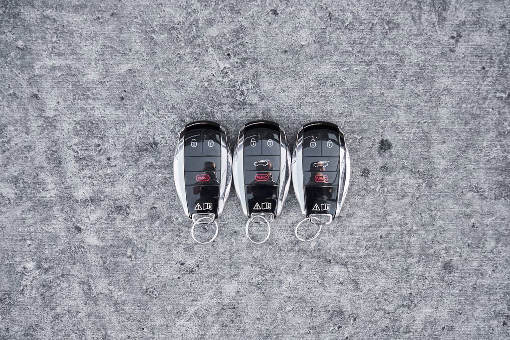 Used 2025 Bentley Bentayga Extended Wheelbase AWD/4WD image 85