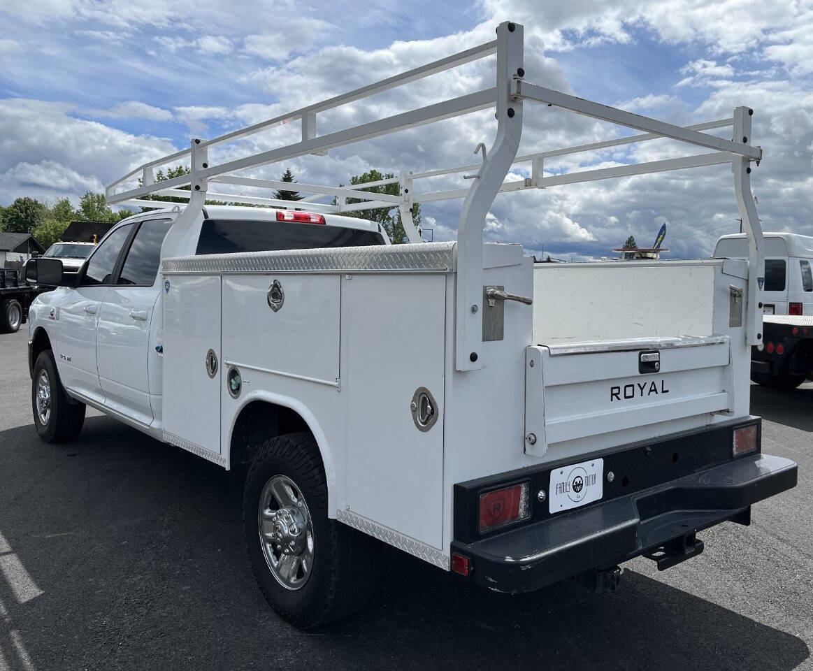Used 2022 RAM 3500 Big Horn AWD/4WD image 7