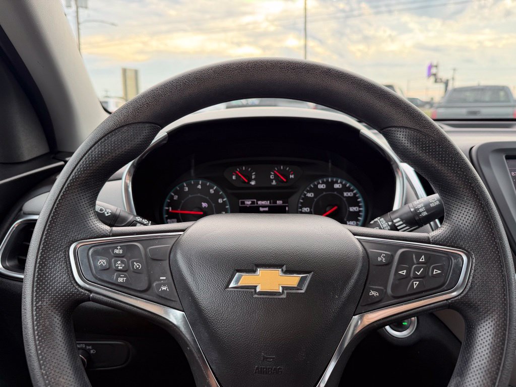 Used 2024 Chevrolet Equinox LS w/ Driver Confidence II Package FWD image 12
