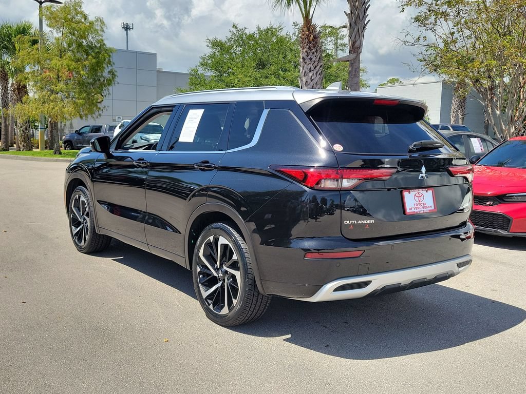 Used 2024 Mitsubishi Outlander SEL AWD/4WD image 6