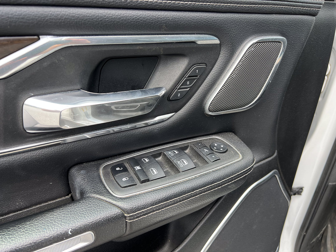 Used 2022 RAM 1500 Laramie AWD/4WD image 15
