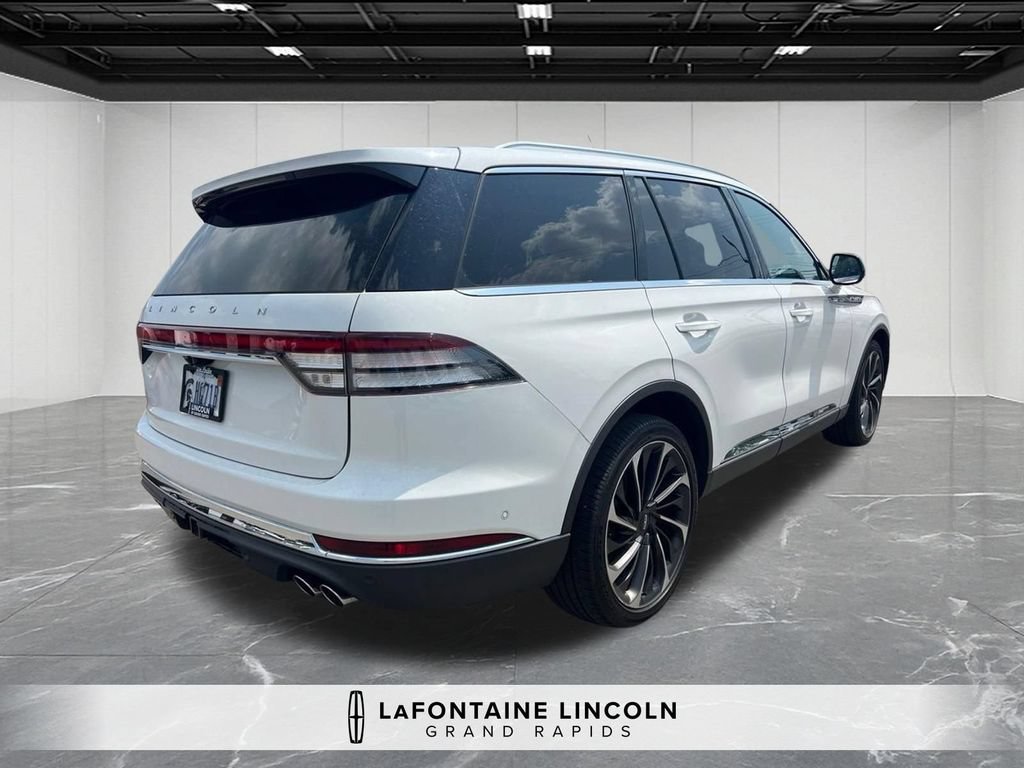 Used 2020 Lincoln Aviator Reserve w/ Equipment Group 202A AWD/4WD image 6
