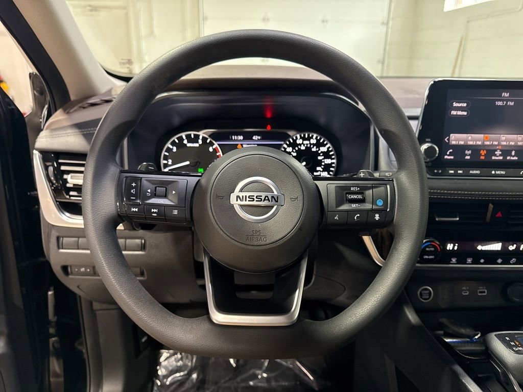 Used 2021 Nissan Rogue SV AWD/4WD image 12