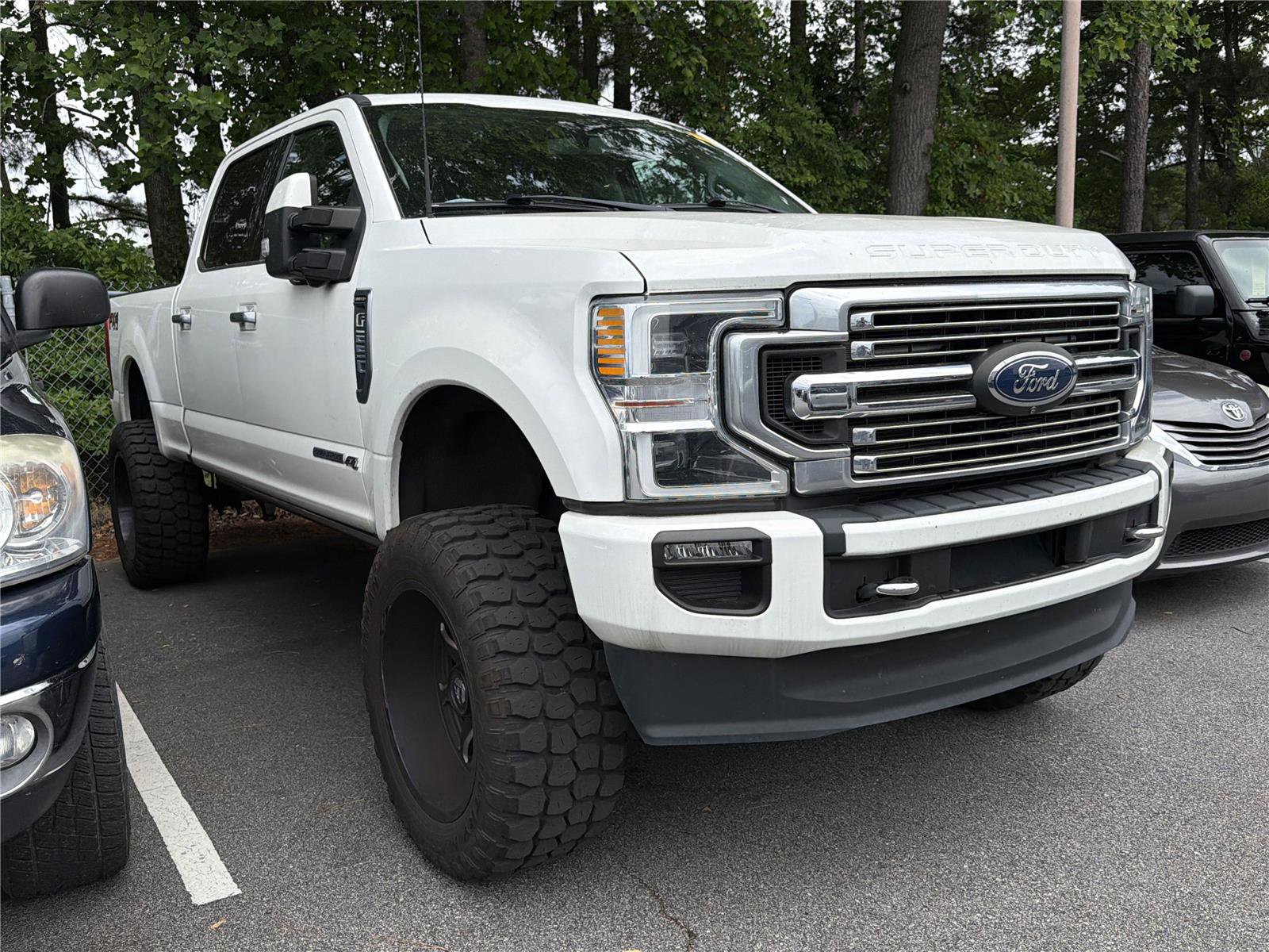Used 2022 Ford F250 Limited w/ FX4 Off-Road Package AWD/4WD image 3