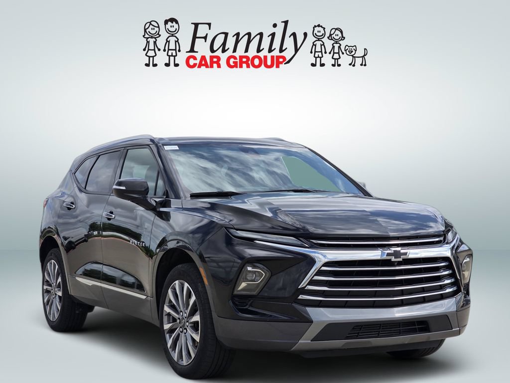 Used 2024 Chevrolet Blazer Premier w/ Driver Confidence II Package FWD image 2
