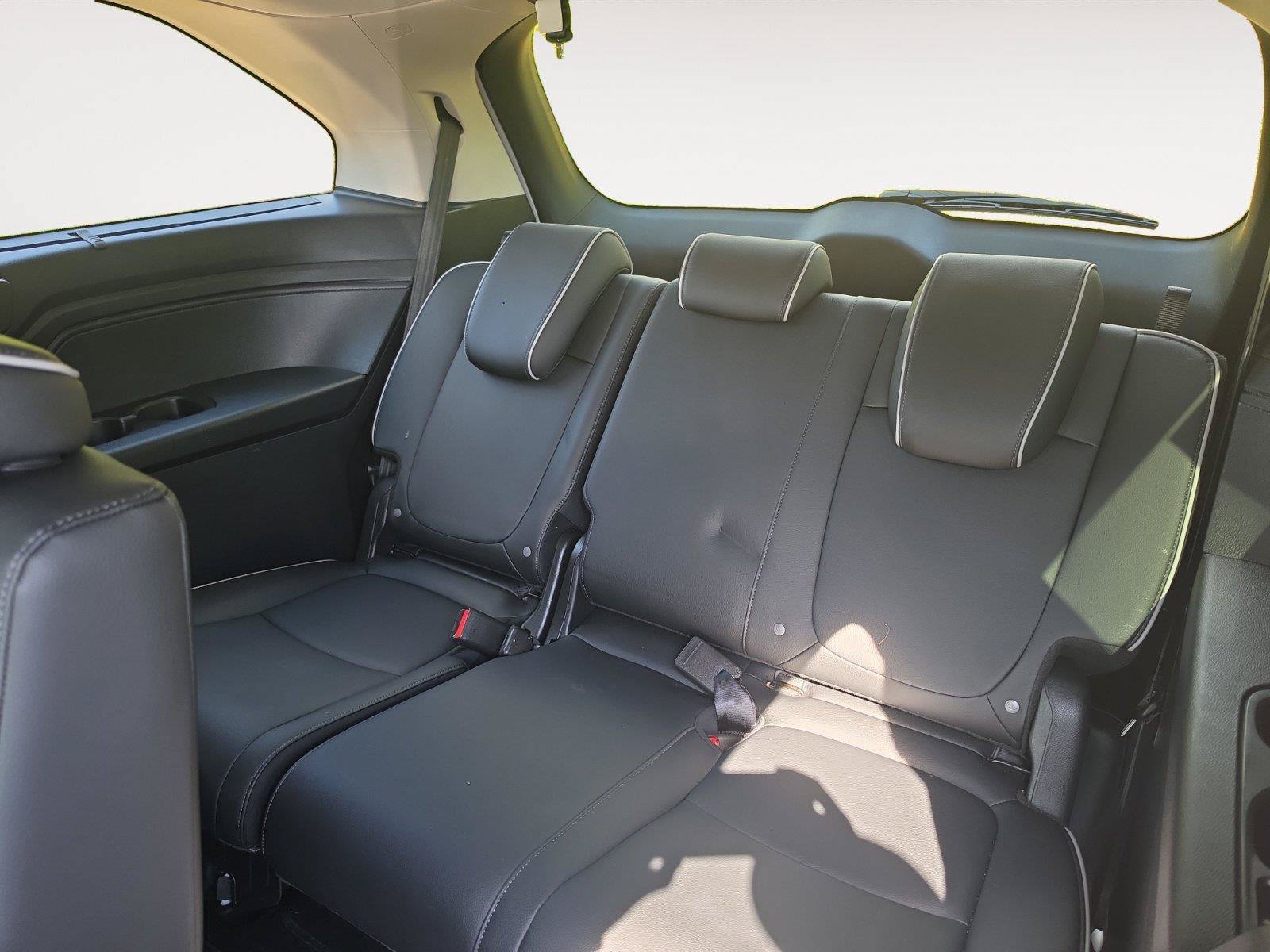 Used 2025 Honda Odyssey Touring image 11