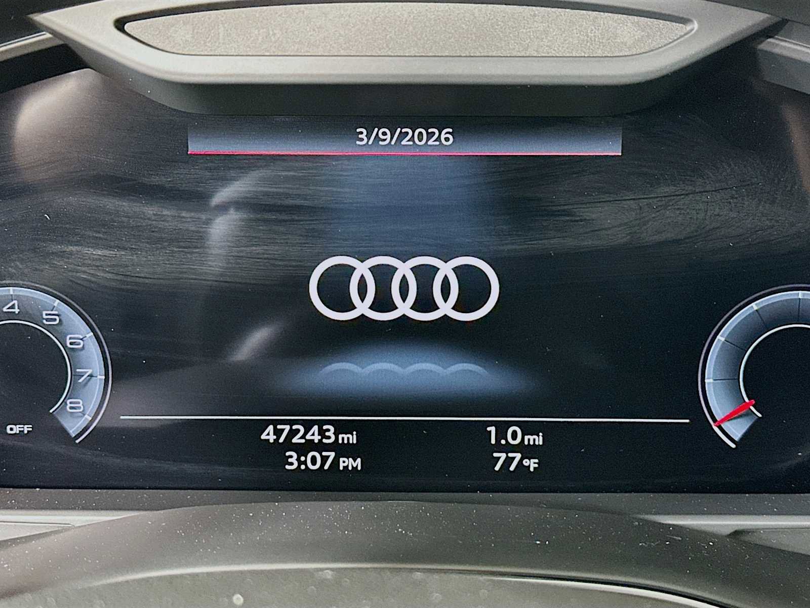 Used 2021 Audi Q8 Premium image 12