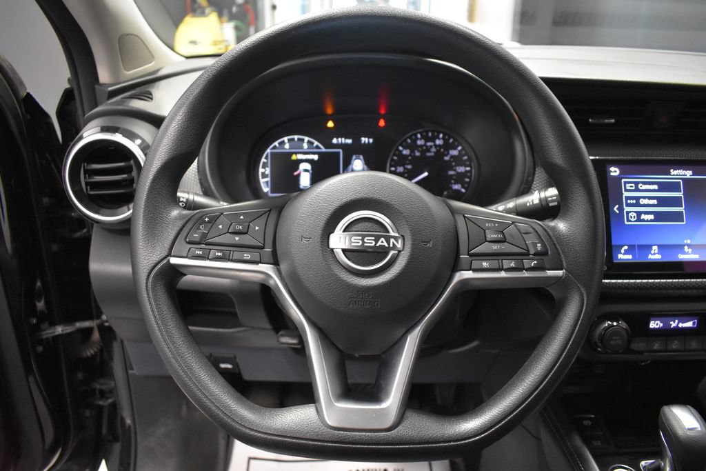 Used 2022 Nissan Kicks SV FWD image 23