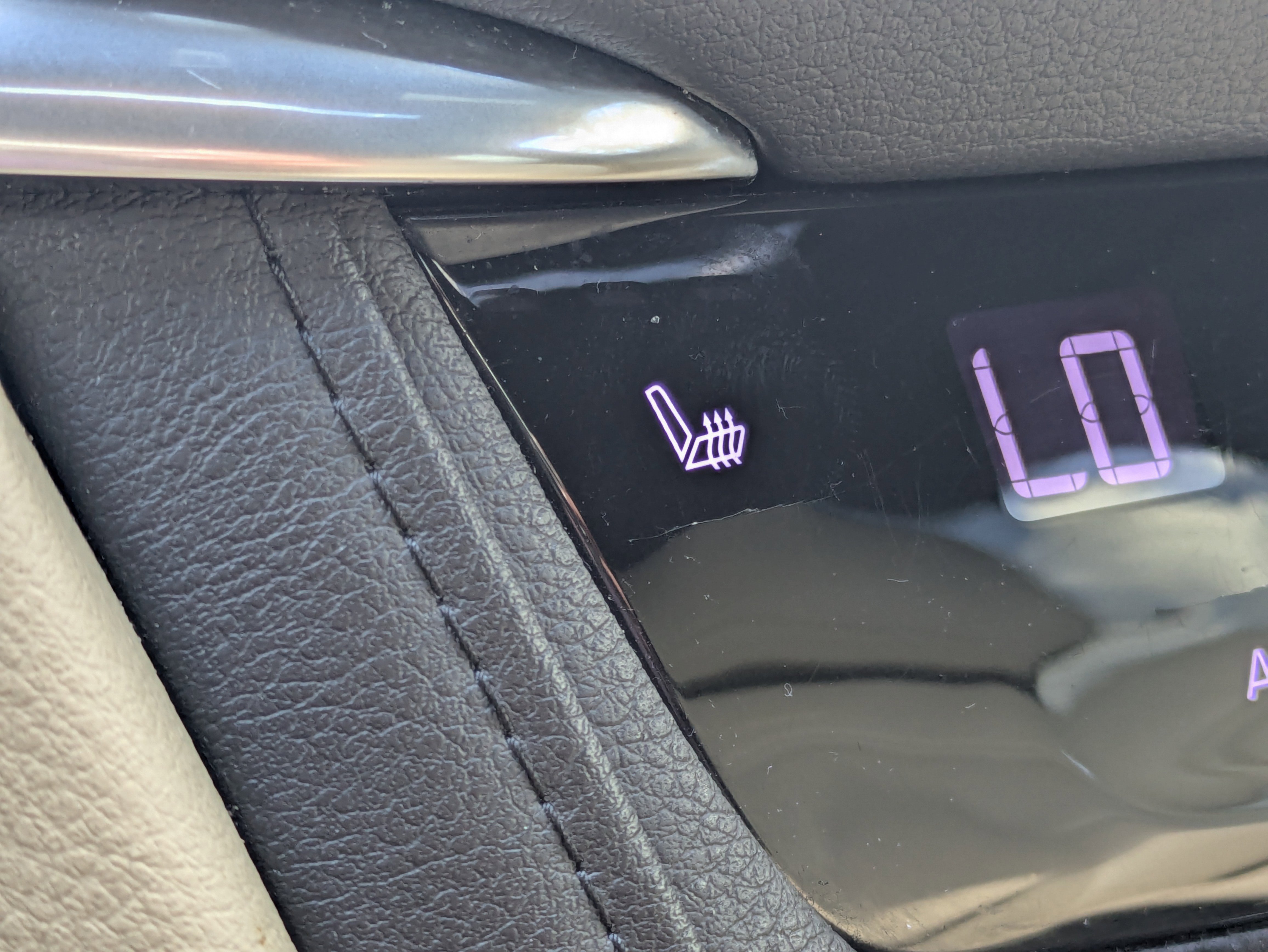 Used 2017 Cadillac XT5 Luxury w/ Driver Awareness Package image 84