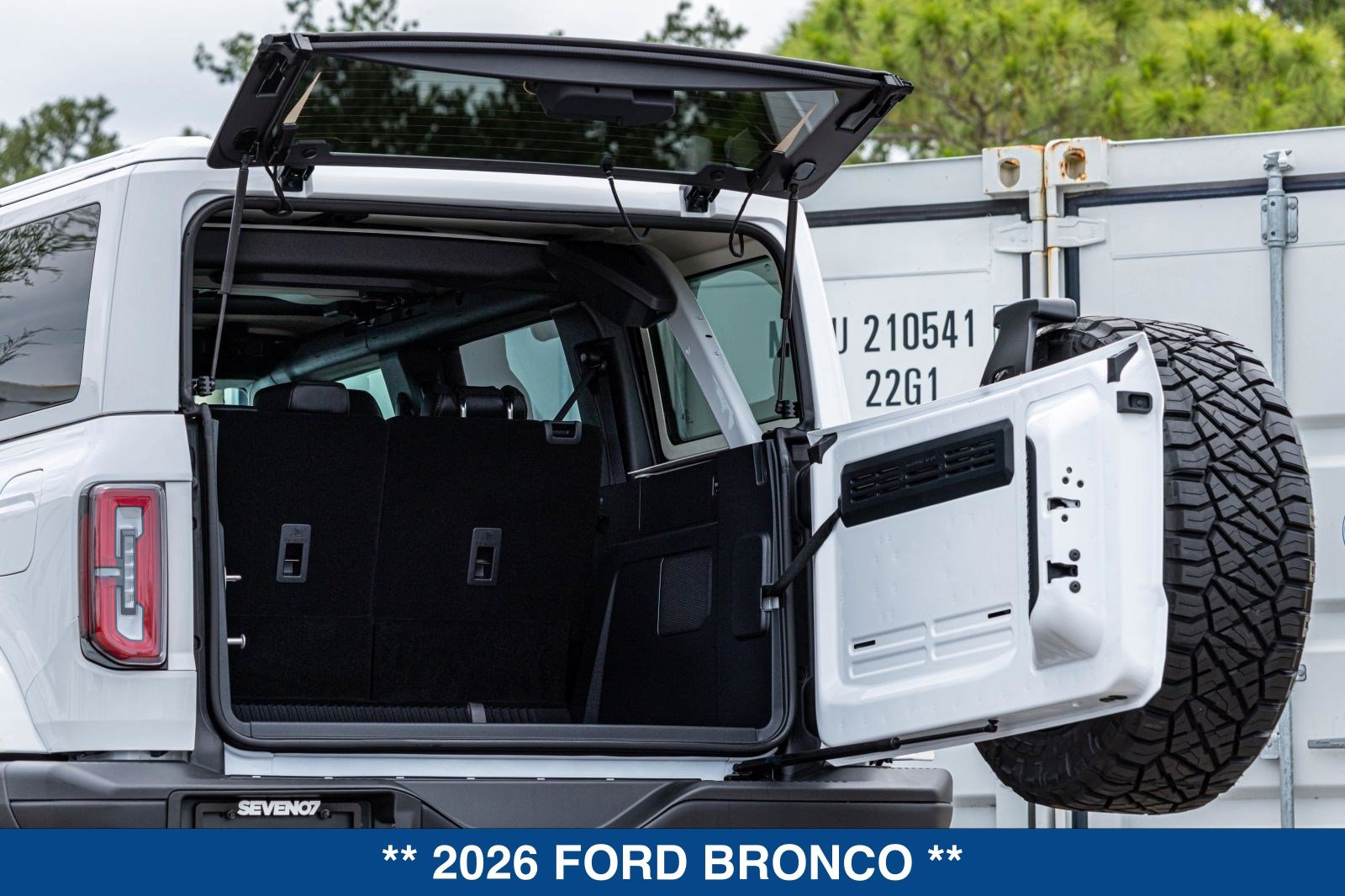 New 2026 Ford Bronco Badlands AWD/4WD image 40