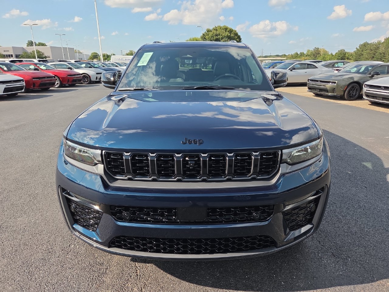 New 2027 Jeep Grand Cherokee Limited AWD/4WD image 26